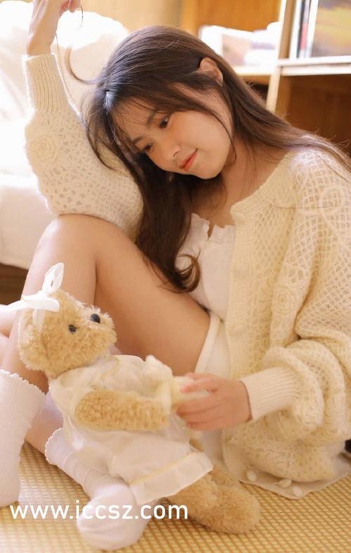 反差婊吃瓜黑料蘑菇,揭秘娱乐圈的蘑菇黑料风云